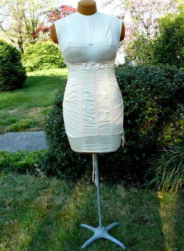 Vtg. 1950s Sponge FOAM BODY DRESS FORM/ Mannequin IRON STAND/ CORSETTE ~ Size 12