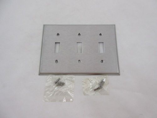 *NEW* TRIPLE GANG TOGGLE SWITCH WALL PLATE STAINLESS STEEL *60 DAY WARRANTY*TR