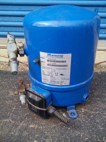 MANEUROP RECIPROCATING COMPRESSOR MODEL MT80HP3CVE DANFOSS 220V R22