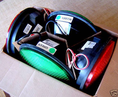 4 Dialight Red Green LED Traffic Signal Lights 12&#039;&#039;
