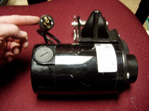 Bodine 42y5bepm 1/10 hp Motor 90VDC 1725 rpm  very slighty used with mount