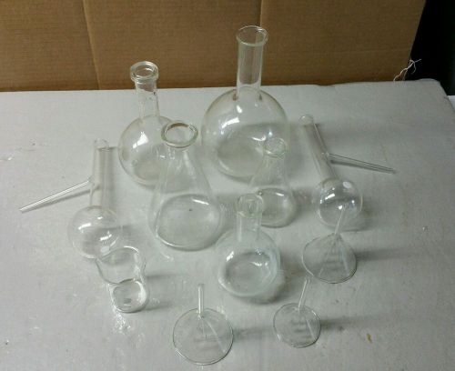 11pc PYREX  LAB GLASSWARE LOT, LABORATORY GLASS