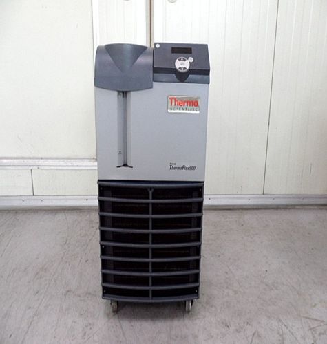 Refurbished NESLAB ThermoFlex900 Recirculating Chiller #101121110000000