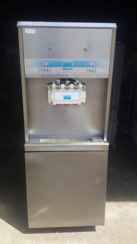 2005 Taylor 8756 Soft Serve Frozen Yogurt Ice Cream Machine Warranty 3Ph Air