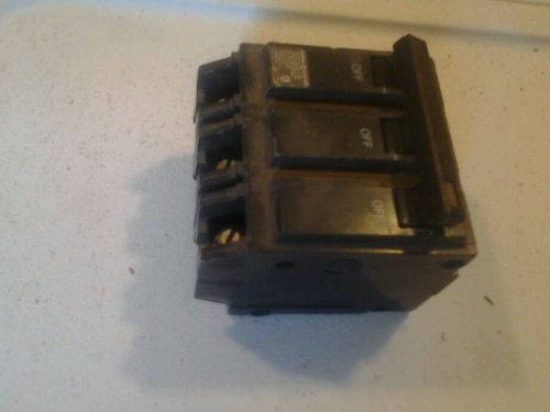 GE 40A AMP 3P POLE TRIPLE CIRCUIT BREAKER THQL32040