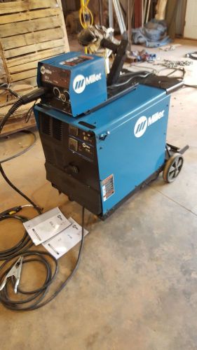 Miller cp-302 cp302 mig welder with 22a wire feeder excellent condition for sale