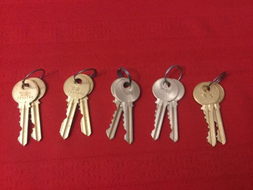 5 Sets of Factory Cut Yale Keys GA