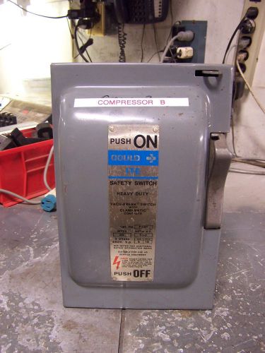 ITE 30 AMP VACU-BREAK FUSED SAFETY SWITCH 600 VAC 20 HP 3 PHASE F351