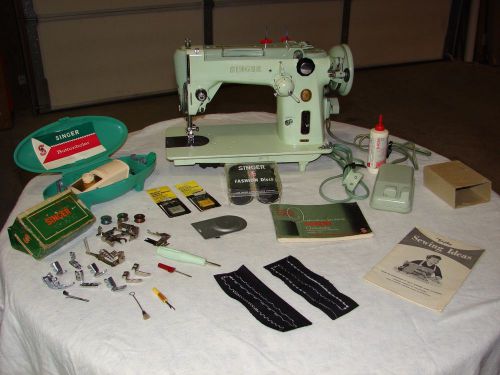 SINGER 319W HEAVY DUTY SEWING MACHINE WITH FASHION DISCS - MINT GREEN