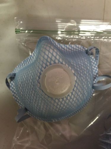 Moldex 2300n95 disposable respirator, n95, m/l, blue, pk 10 *pa* for sale
