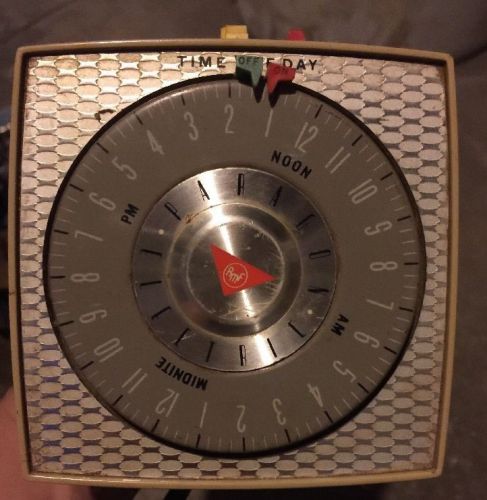 Antique Paragon Electric Timer, 1800 Watts