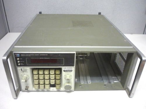Hewlett Packard HP Agilent 8660C Signal Generator Mainframe w/ Opt 100