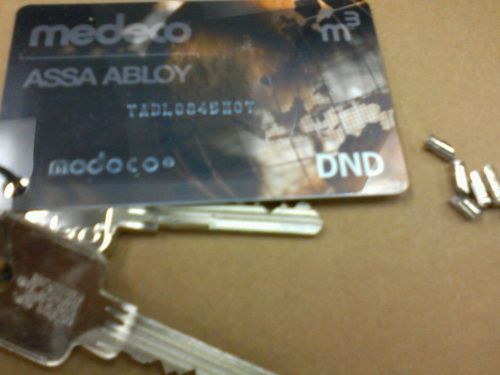NEW! Medeco DND Factory-Cut Keys &amp; Authorization Card, 2 Keys; 6 cut, DL Keyway