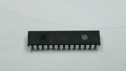 Lot of 105 - Microchip IC 8BIT Flash chip PIC16F57-I/SP 28-DIP
