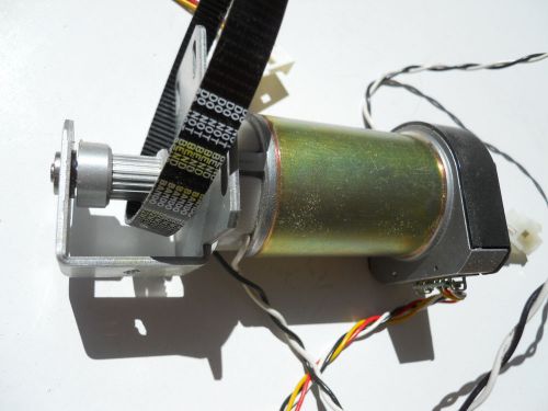 HP DESIGN-JET 9000 PAPER AXIS SERVO MOTOR WITH DRIVE PULLEY AND TOOTHED BELT