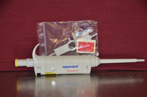 Eppendorf Research Single Channel Pipette Pipettor 10-100 uL Yellow Button