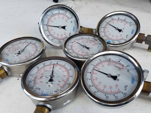 Pressure Gauges, used, 6 of them -100 to 100 psi