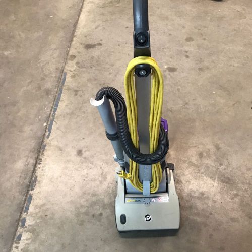 Proteam Progen 12 Upright Vacuum