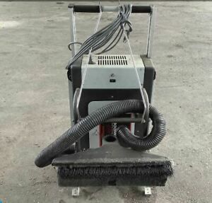 TreadMaster Escalator Cleaning System 110/120 Volts - 60 Hz - 13.8 Amps - 1587