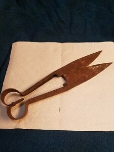 13” - Vintage Sheep Shearing Clippers