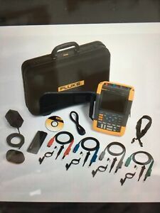 Fluke 190-104/AM/S Portable Oscilloscopes - Bandwidth: 100 Mhz, Channels: 4