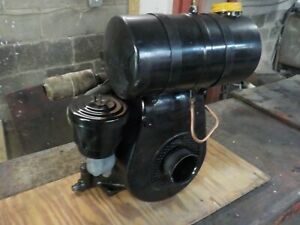 Vintage Briggs Stratton Sears Roebuck Cast Iron Rope Start Model 500 Engine runs