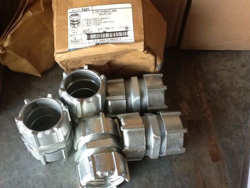 Thomas and Betts 8520 Threadless Coupling (5 pieces)