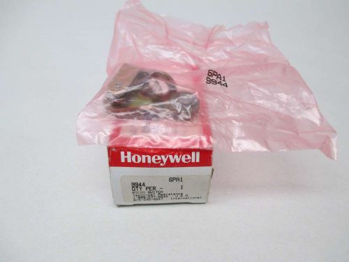NEW HONEYWELL 6PA1 MICRO SWITCH LIMIT ROLLER LEVER ARM D352025