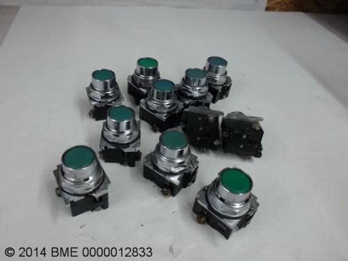 CUTLER HAMMER, LOT OF 11 GREEN PUSH BUTTON, N/0 CONTACT BLOCK