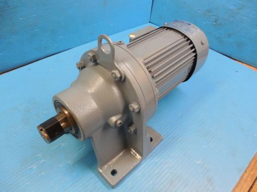 SUMITOMO CNHM05-4095 INDUCTION GEAR MOTOR INDUSTRIAL MACHINERY TOOLING