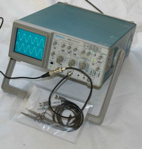 Tektronix 2210 50MHz Digital/Analog Oscilloscope with Two Probes, Power Cord