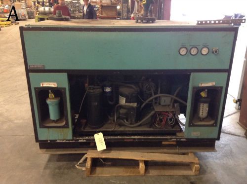 Wilkerson Compressed Air Refrigerated Dryer A12-HH-P00 875 SCFM