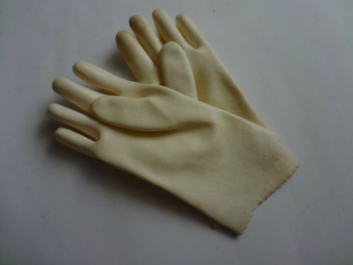 CHEMICAL RESISTANT GLOVES, 1 PAIR FITS ALL, NEVER USED.
