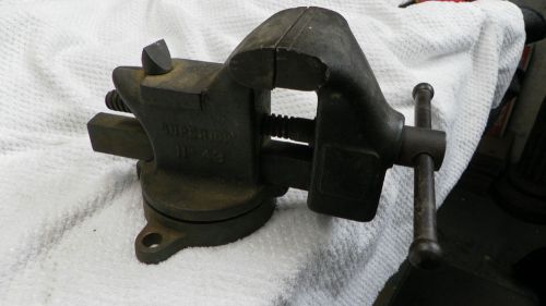Vintage USA Made Superior No. 43 Vise Erie Tool Works Great Anvil !