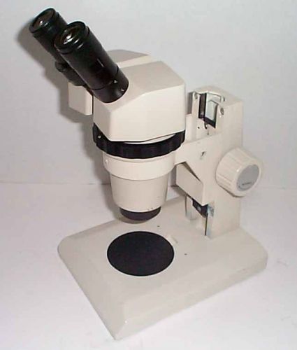 Olympus VM Stereozoom Microscope Dual Fixed Magnification 10-20X Desktop