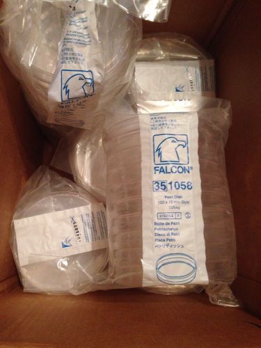 Lot of 7 pks of falcon™ bacteriological petri dishes with lid.150 x 15mm; 351058 for sale
