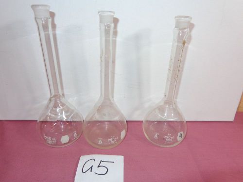 3 kimax volumetric flask beaker lot 3-250 ml 2-no. 28014 and 1- no. 28017 for sale