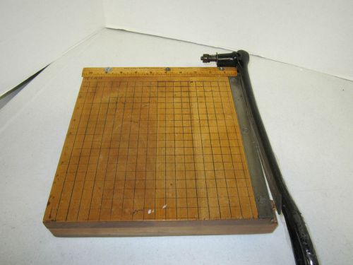 Vintage Ideal School Supply Wooden Paper Cutter; Chicago, Illinois no 3 10&#034;