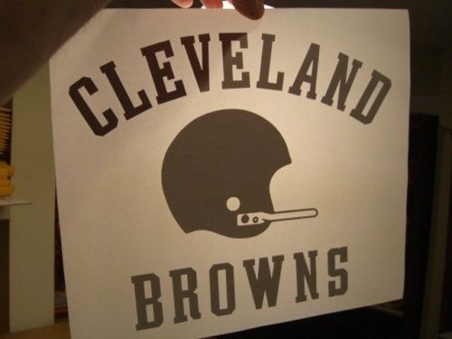 CLEVELAND BROWNS FOOTBALL IRON ON T SHIRT TRANSFER