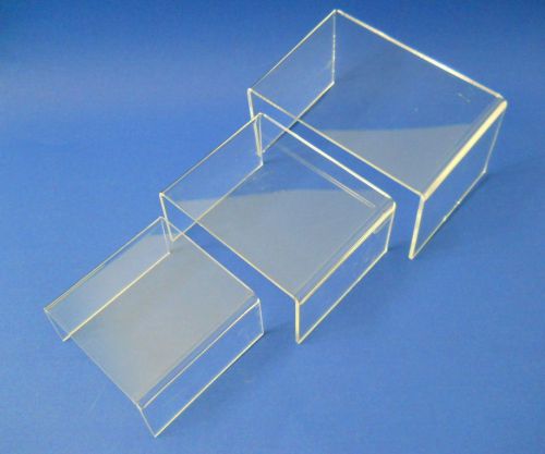 Clear Plastic Display Riser Stands Set of 3 Different Sizes 6&#034; 5&#039; 4&#034; Long Used