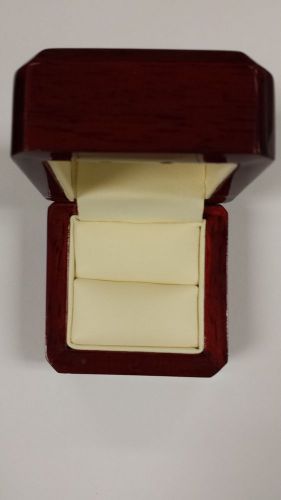 High Quality Cherry Rosewood Wooden Ring Box