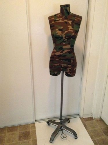 Female Form Mannequin Iron -Fabulous Fit from S to XL with pads