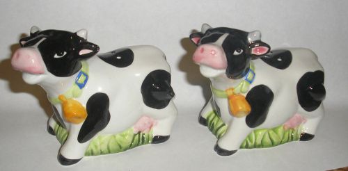 Beautiful HOLSTEIN DAIRY COW&#039;S Salt and Pepper Shaker set with Cool APRON