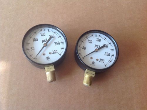 Lot of (2) USG Ametek Gauge   2-1/2&#034;-  300 PSI (1/4&#034;)  NPT NEW