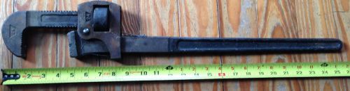 24&#034; Pipe Wrench