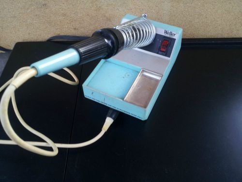 Weller TC202  Soldering Station With Base And Pencil Great Shape