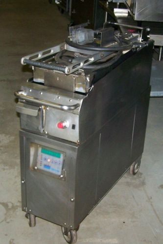 Taylor commercial electric clamshell flat grill, 208v; 3ph; model: qs11-23 for sale