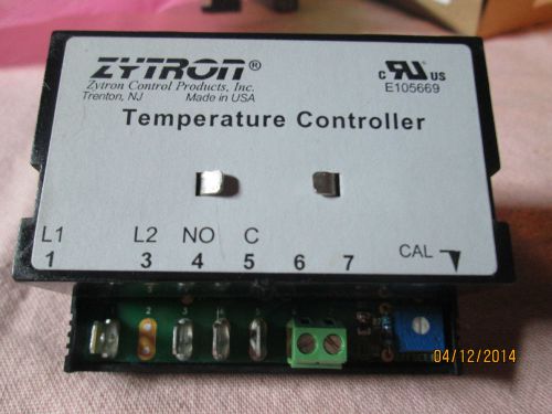 Zytron 120R-7-Z144-156 Temperature Controller   NEW