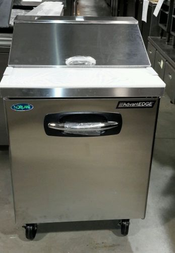 Norlake nlsp27-8-2nd sandwich prep table for sale