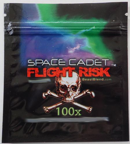 100* Flight Risk SMALL EMPTY ziplock bags (good for crafts incense jewelry)